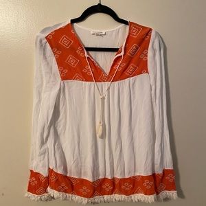 Beach lunch lounge top